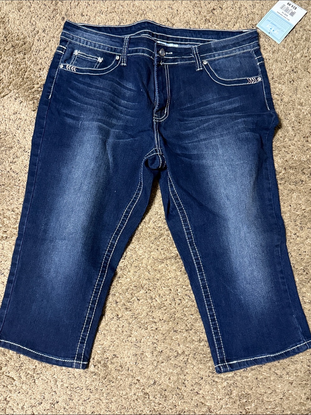 Dark Wash Women’s Capri Jeans - Blue size 14